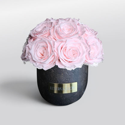 Black Solid Vase S |Nude