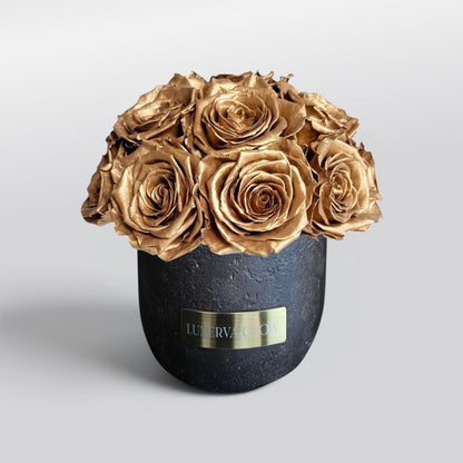 Black Solid Vase S |Nude