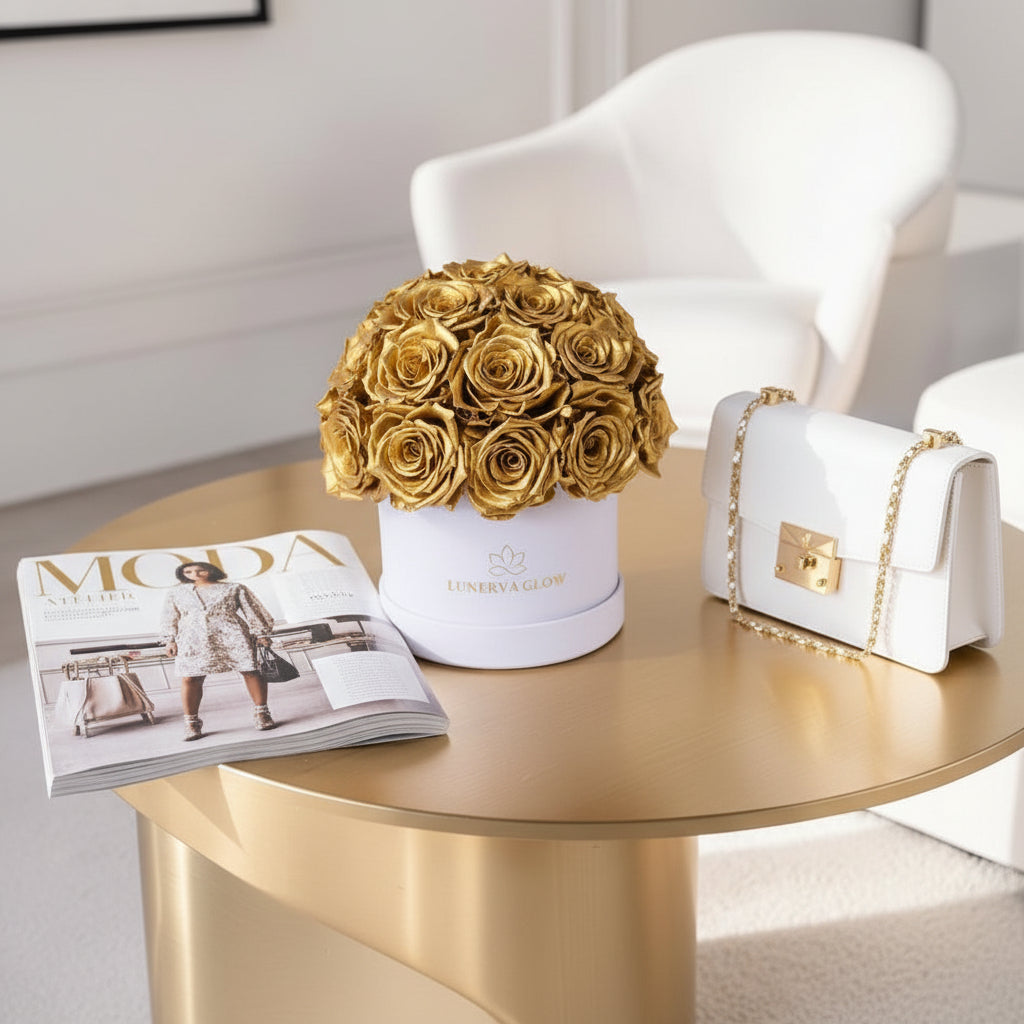 Decor Inspiration Goldene Infinity Rosen in Mushroom Flowerbox | LUNERVA GLOW 